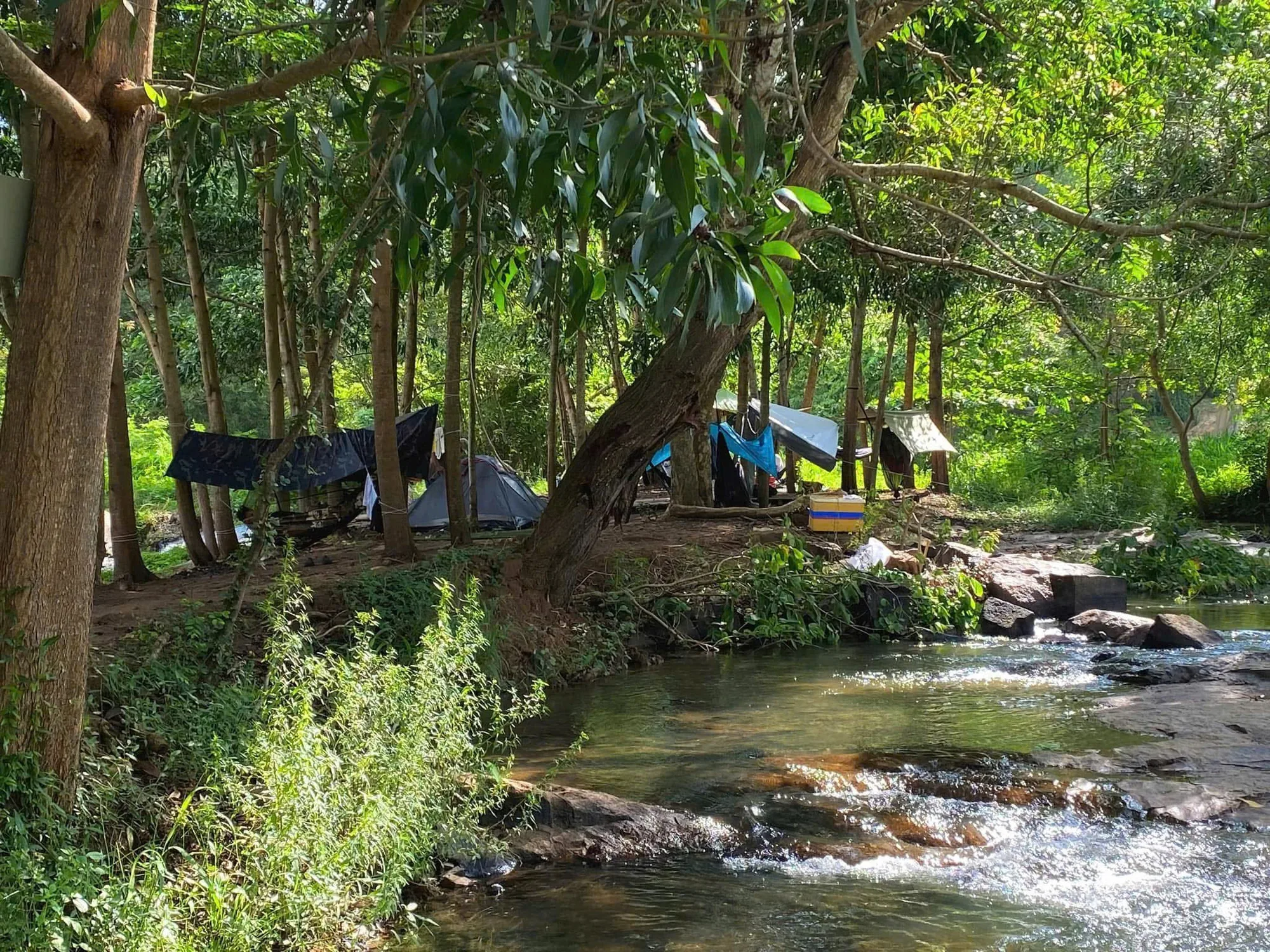 Khu Camping Thác Hoà Bình — TP.HCM (Bà Rịa – Vũng Tàu cũ) · Xuyên Mộc